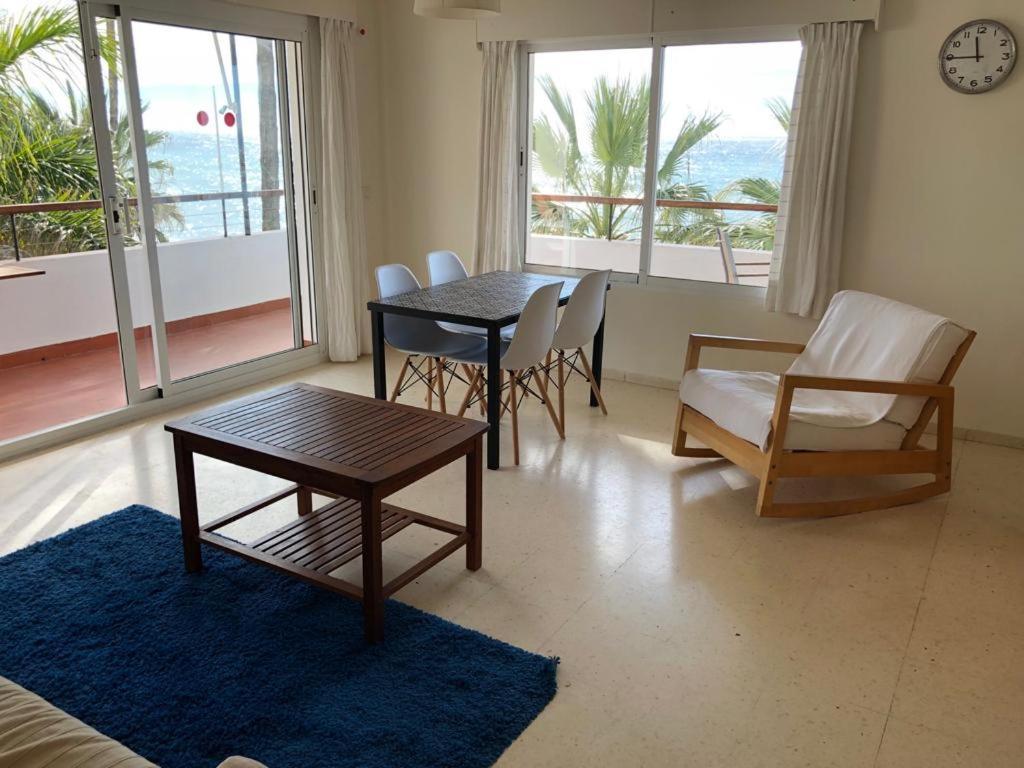 Apartamentos Playa Torrecilla Nerja Bilik gambar