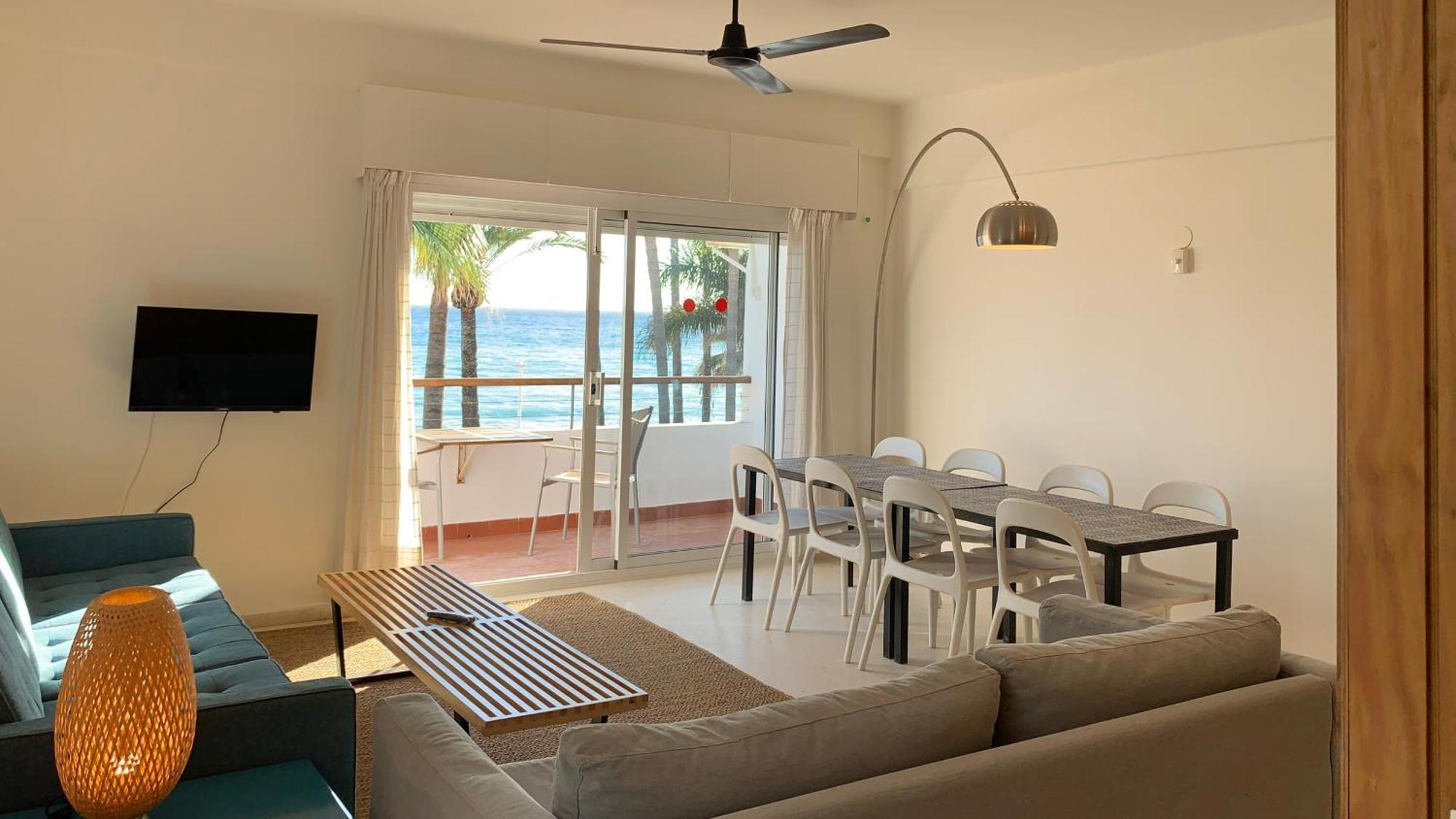 Apartamentos Playa Torrecilla Nerja Bilik gambar