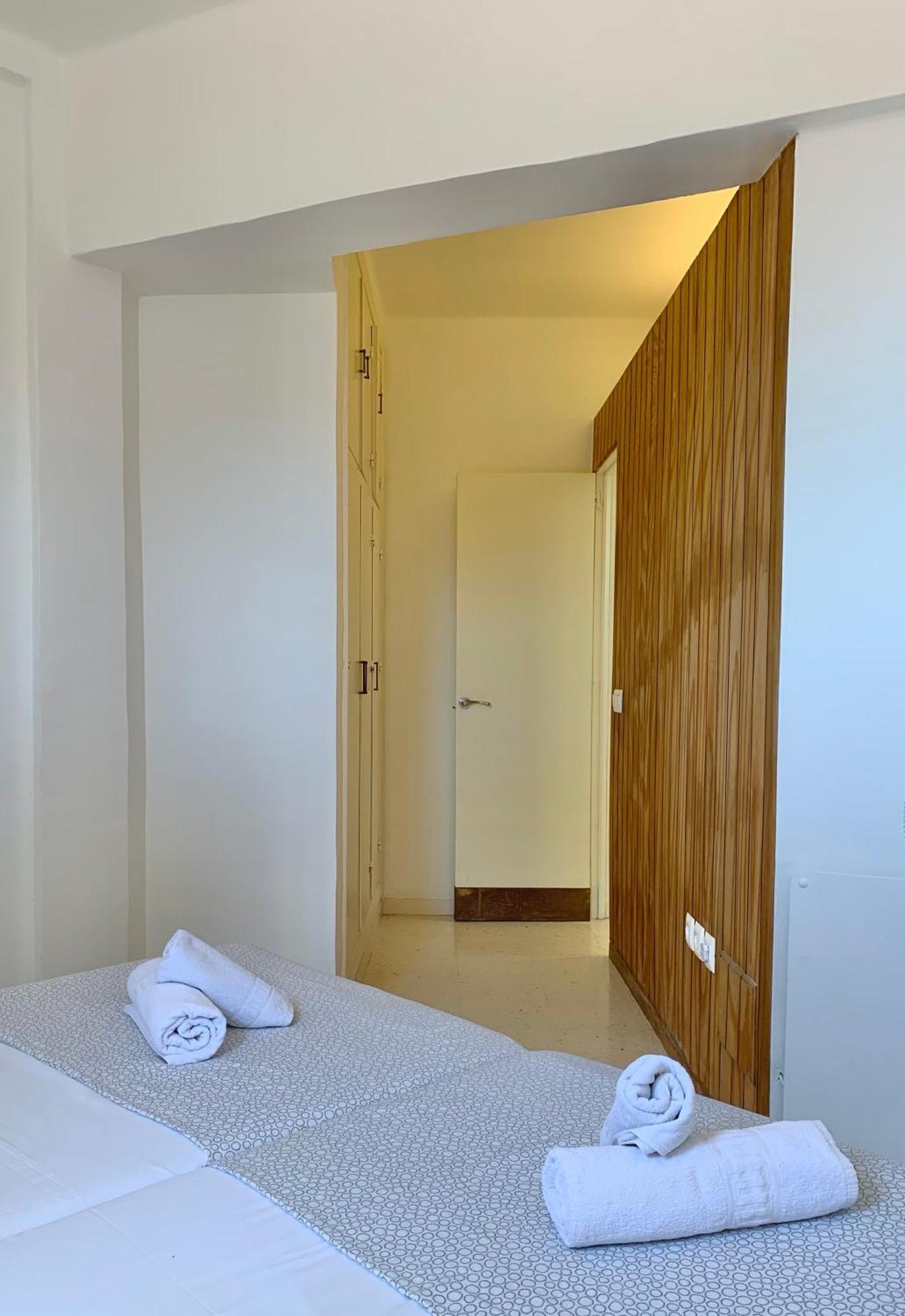 Apartamentos Playa Torrecilla Nerja Bilik gambar