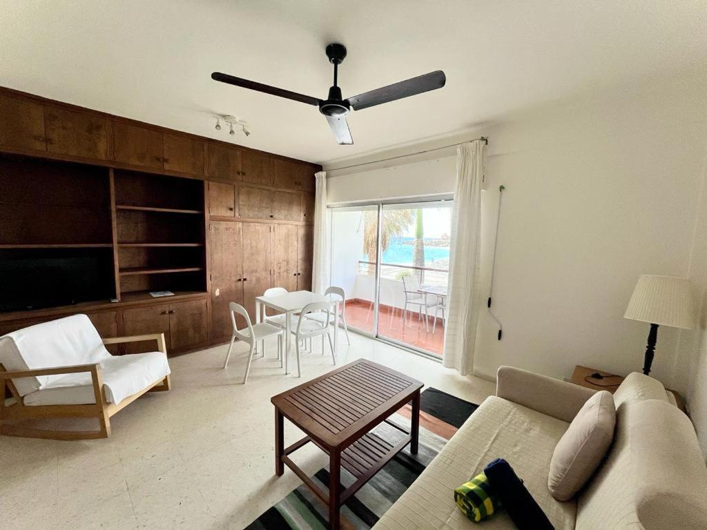 Apartamentos Playa Torrecilla Nerja Luaran gambar