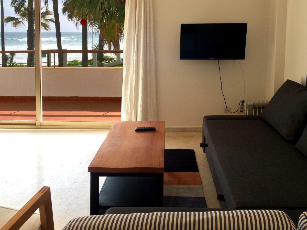 Apartamentos Playa Torrecilla Nerja Luaran gambar