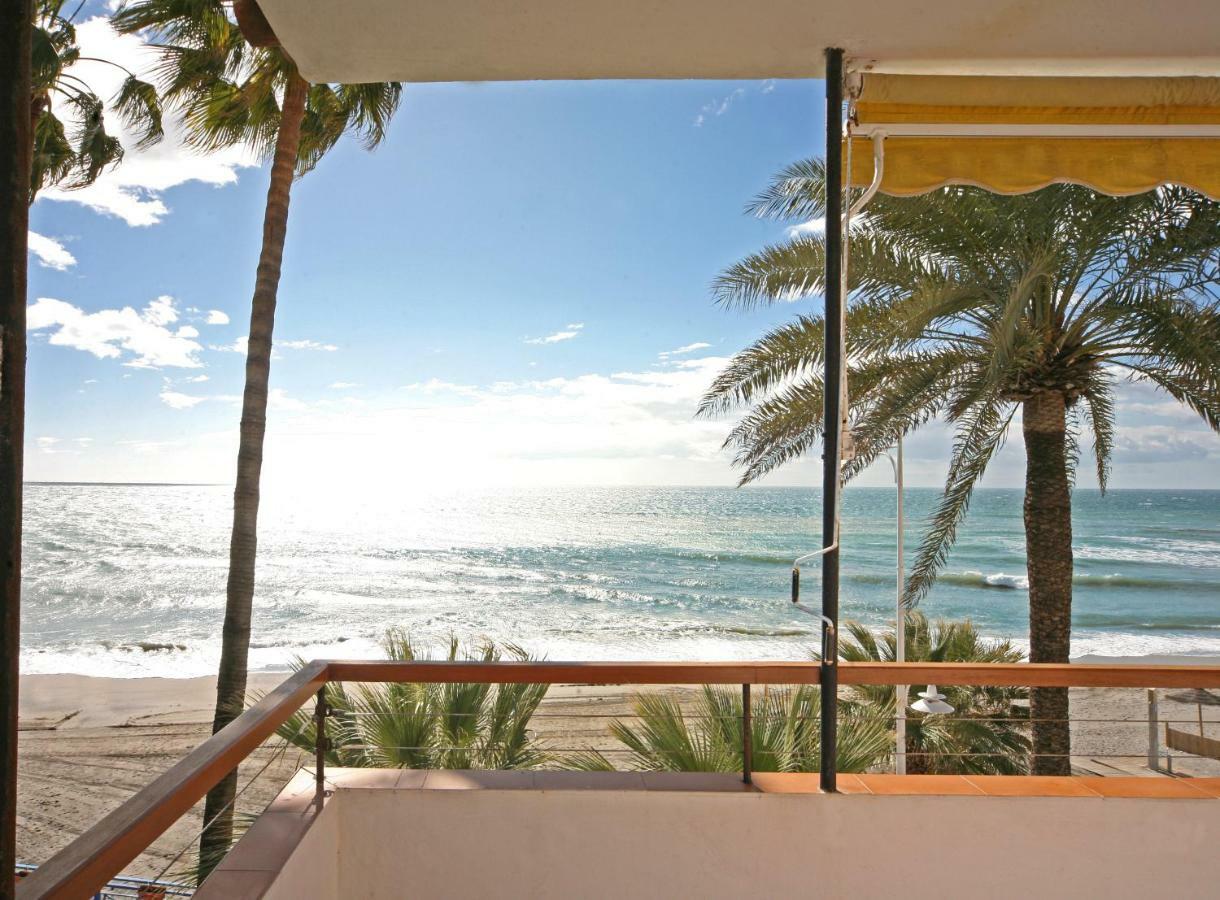 Apartamentos Playa Torrecilla Nerja Luaran gambar